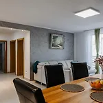 Zilajkovic Apartment Vir
