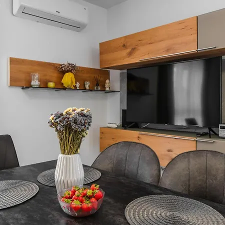 Zilajkovic Apartament *