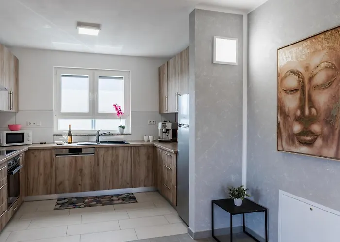 Zilajkovic 아파트 *